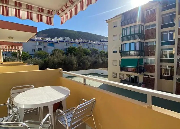 Angeles. Cristianos. Free Wifi * Los Cristianos (Tenerife)