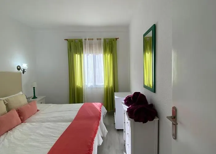 公寓 Angeles. Cristianos. Free Wifi 洛斯克里斯蒂亚诺斯