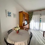 Angeles. Cristianos. Free Wifi * Los Cristianos (Tenerife)