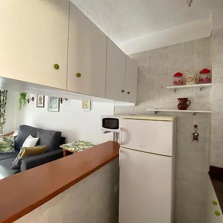 Apartament Angeles. Cristianos. Free Wifi *